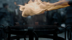 extant_GameOfThrones_1x10-FireAndBlood_4686