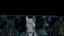 extant_GameOfThrones_1x10-FireAndBlood_4697
