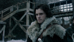extant_GameOfThrones_1x10-FireAndBlood_4713