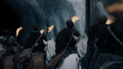 extant_GameOfThrones_1x10-FireAndBlood_4717