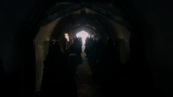 extant_GameOfThrones_1x10-FireAndBlood_4729