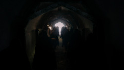 extant_GameOfThrones_1x10-FireAndBlood_4730