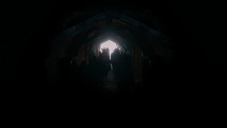 extant_GameOfThrones_1x10-FireAndBlood_4740
