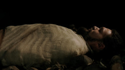 extant_GameOfThrones_1x10-FireAndBlood_4752