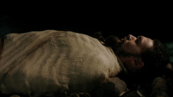 extant_GameOfThrones_1x10-FireAndBlood_4754