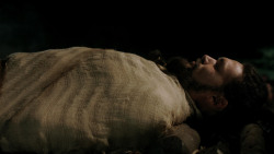extant_GameOfThrones_1x10-FireAndBlood_4755