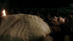 extant_GameOfThrones_1x10-FireAndBlood_4757