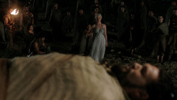extant_GameOfThrones_1x10-FireAndBlood_4763