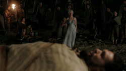 extant_GameOfThrones_1x10-FireAndBlood_4767