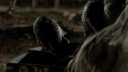 extant_GameOfThrones_1x10-FireAndBlood_4773