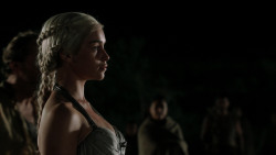 extant_GameOfThrones_1x10-FireAndBlood_4797
