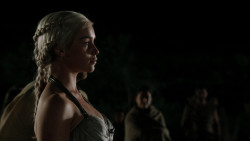extant_GameOfThrones_1x10-FireAndBlood_4798