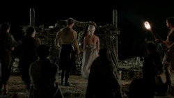 extant_GameOfThrones_1x10-FireAndBlood_4802