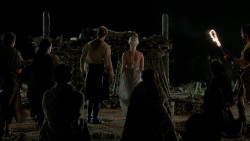 extant_GameOfThrones_1x10-FireAndBlood_4812