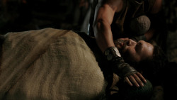 extant_GameOfThrones_1x10-FireAndBlood_4824