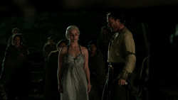 extant_GameOfThrones_1x10-FireAndBlood_4838