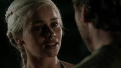 extant_GameOfThrones_1x10-FireAndBlood_4861