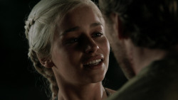 extant_GameOfThrones_1x10-FireAndBlood_4867