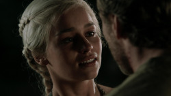 extant_GameOfThrones_1x10-FireAndBlood_4868