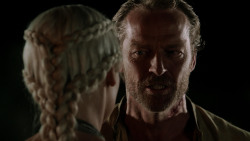 extant_GameOfThrones_1x10-FireAndBlood_4876