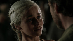 extant_GameOfThrones_1x10-FireAndBlood_4883
