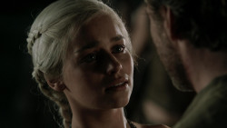 extant_GameOfThrones_1x10-FireAndBlood_4889