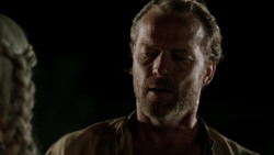 extant_GameOfThrones_1x10-FireAndBlood_4910