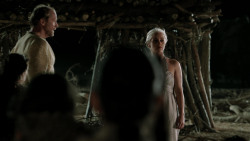 extant_GameOfThrones_1x10-FireAndBlood_4915