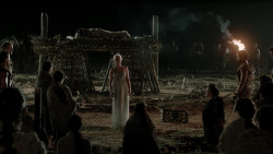 extant_GameOfThrones_1x10-FireAndBlood_4933
