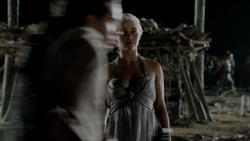 extant_GameOfThrones_1x10-FireAndBlood_4967
