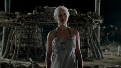extant_GameOfThrones_1x10-FireAndBlood_4969