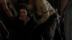 extant_GameOfThrones_1x10-FireAndBlood_5005