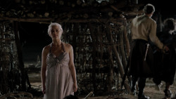 extant_GameOfThrones_1x10-FireAndBlood_5022