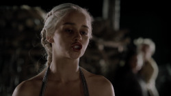 extant_GameOfThrones_1x10-FireAndBlood_5042