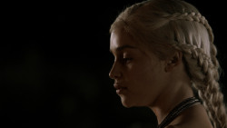 extant_GameOfThrones_1x10-FireAndBlood_5060