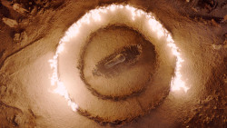 extant_GameOfThrones_1x10-FireAndBlood_5094