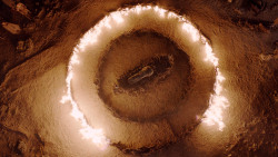 extant_GameOfThrones_1x10-FireAndBlood_5095