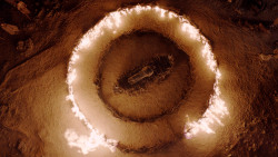 extant_GameOfThrones_1x10-FireAndBlood_5096