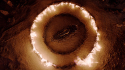 extant_GameOfThrones_1x10-FireAndBlood_5097