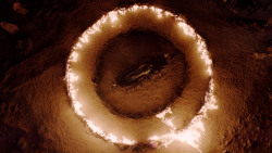 extant_GameOfThrones_1x10-FireAndBlood_5098
