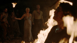 extant_GameOfThrones_1x10-FireAndBlood_5113
