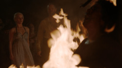 extant_GameOfThrones_1x10-FireAndBlood_5137