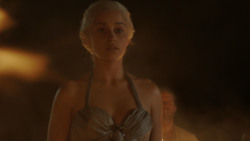 extant_GameOfThrones_1x10-FireAndBlood_5167