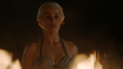 extant_GameOfThrones_1x10-FireAndBlood_5168