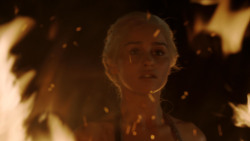 extant_GameOfThrones_1x10-FireAndBlood_5188