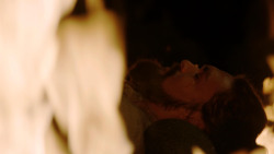 extant_GameOfThrones_1x10-FireAndBlood_5207