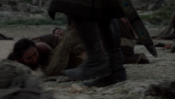 extant_GameOfThrones_1x10-FireAndBlood_5238