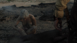 extant_GameOfThrones_1x10-FireAndBlood_5287