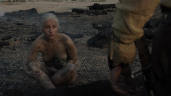 extant_GameOfThrones_1x10-FireAndBlood_5291