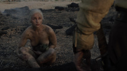 extant_GameOfThrones_1x10-FireAndBlood_5294